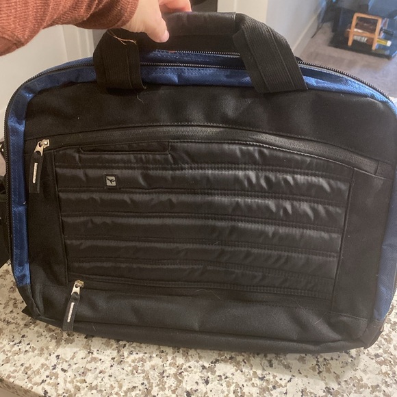 OGIO laptop bag - embroidered - Duke University - Picture 6 of 12